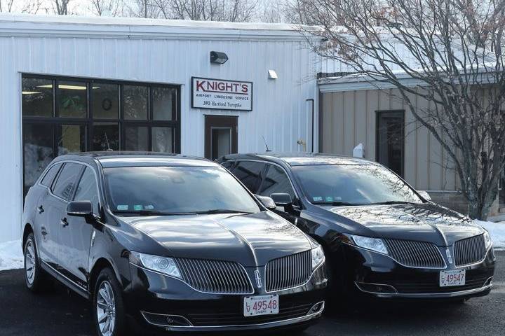 Lincoln MKT Towncars