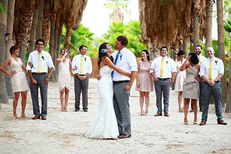 The couple with their bridesmaids and groomsmen