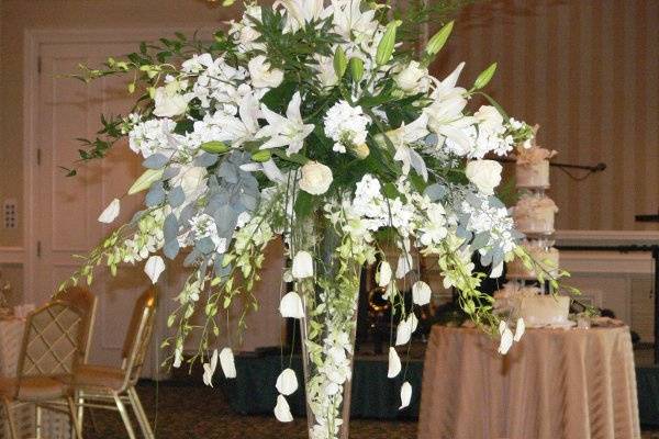 Elevated centerpiece