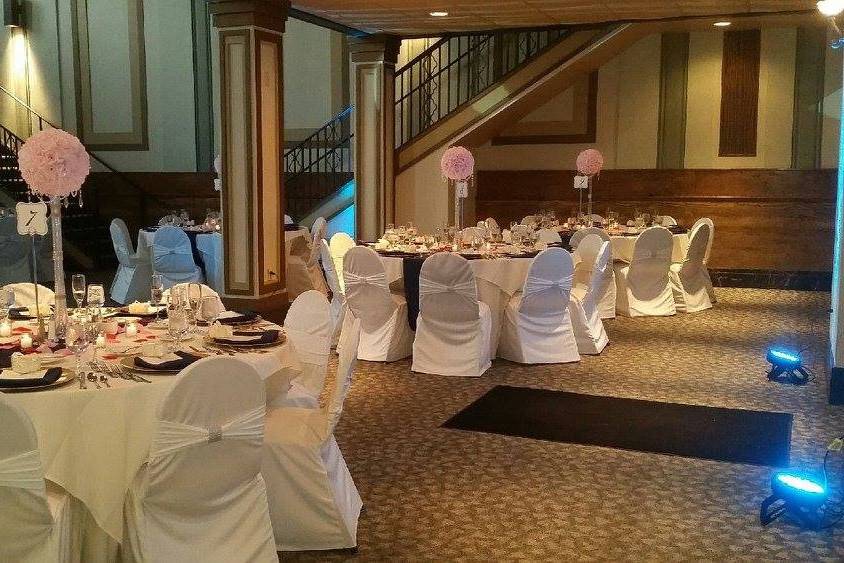 Reception seating