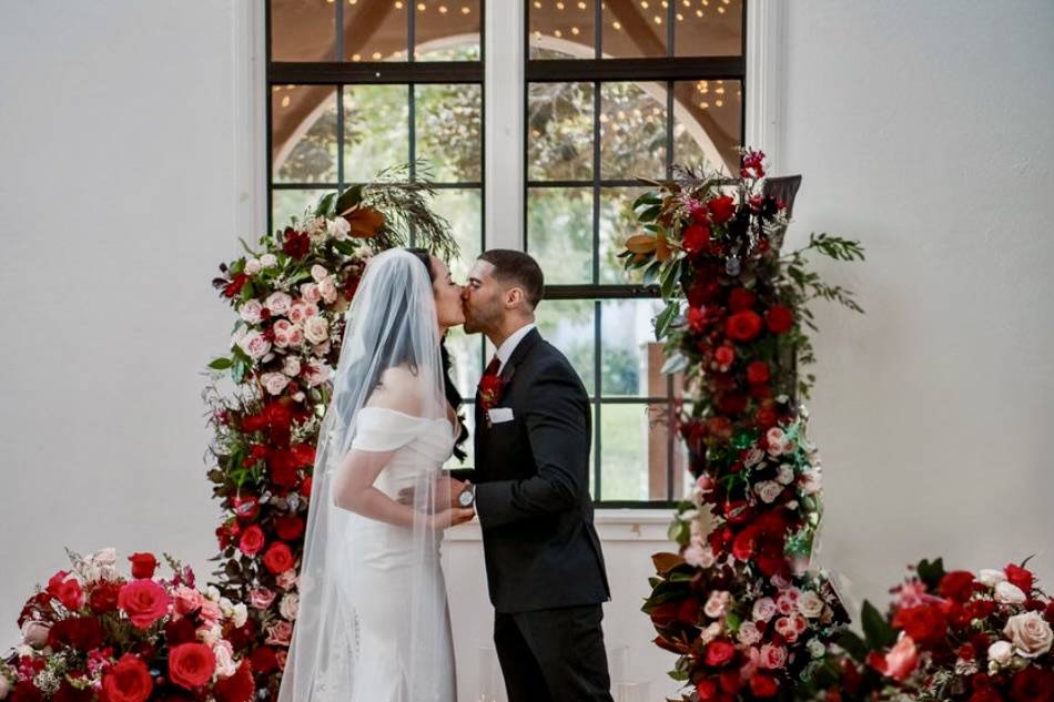 Two piece arch
