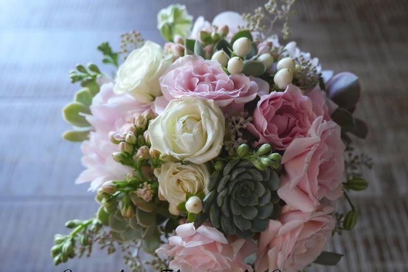 Succulent and Roses Bouquet