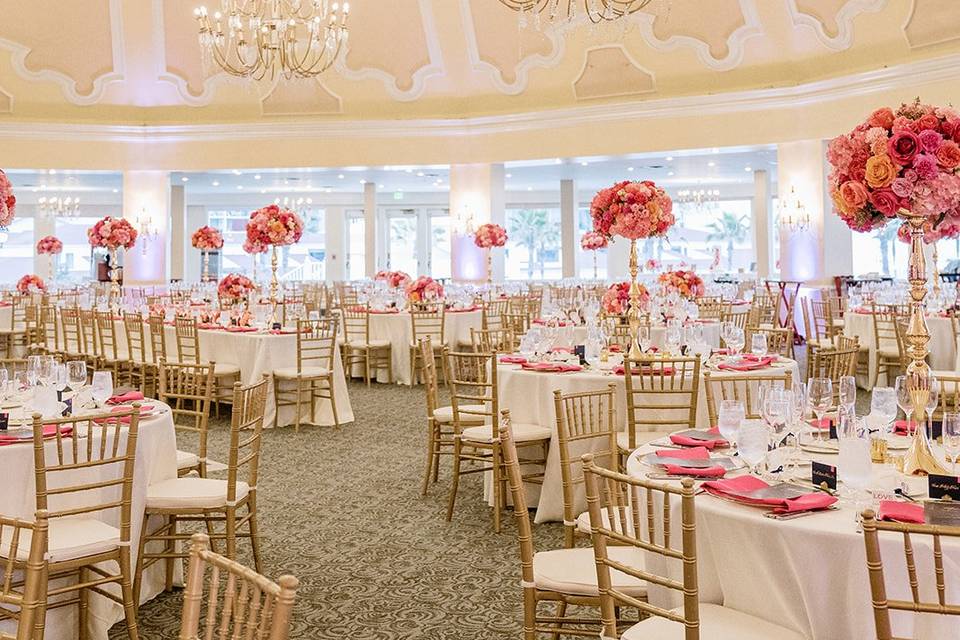 Del Coronado Tall Centerpieces