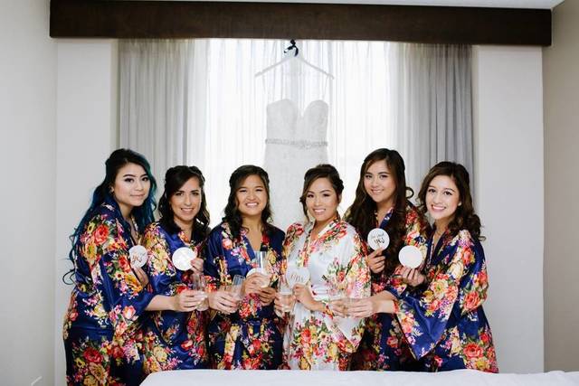 The bride with her bridesmaids