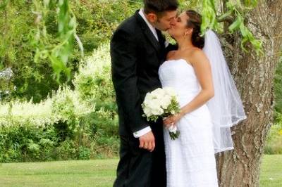 'Uniquely Yours' Wedding Portraiture - Jesserie Leavitt Photography