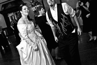 'Uniquely Yours' Wedding Portraiture - Jesserie Leavitt Photography