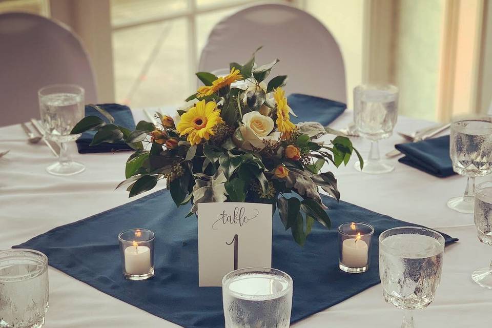 Sunnflower Centerpiece