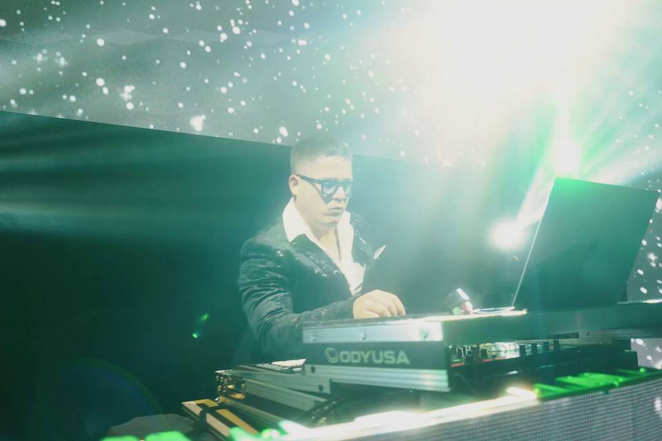 DJ FEVER