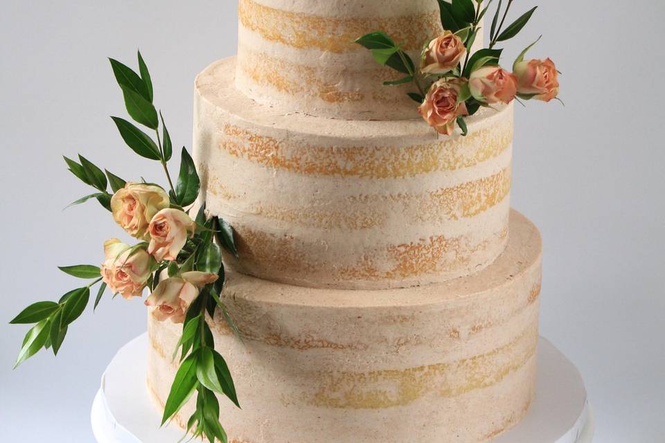 Semi-naked Cake with Flowers