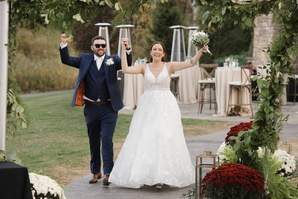 Mr & Mrs/