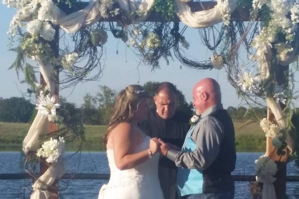 Lake side with sand ceremony
