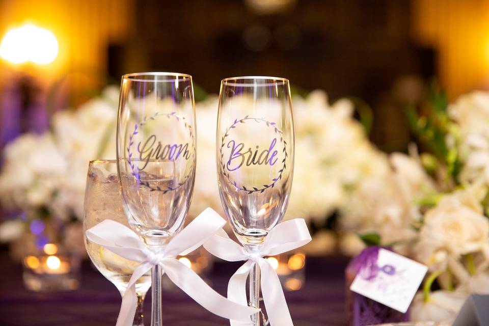Customized champagne flutes
