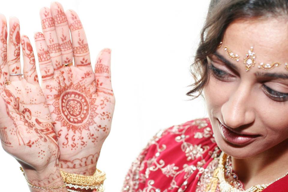 rochester wedding photographer - bridal portraits - henna