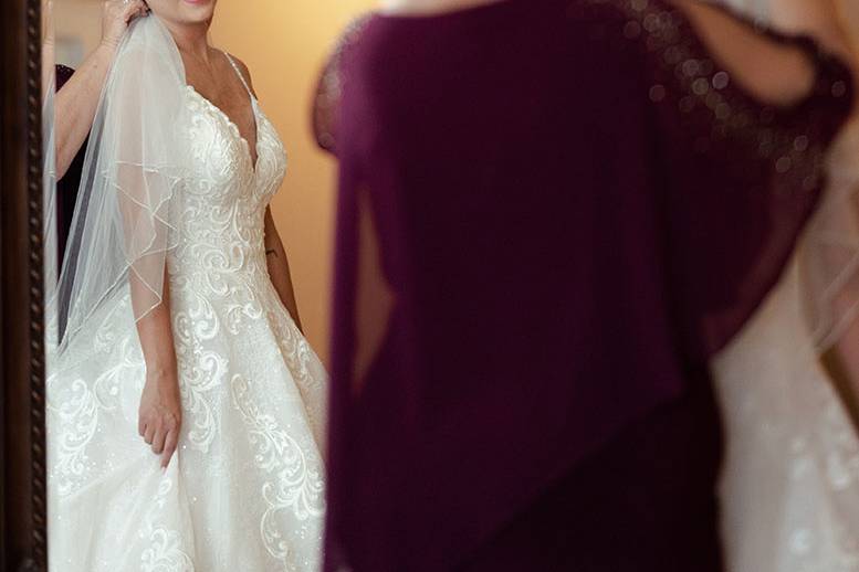 Bride and mom getting ready