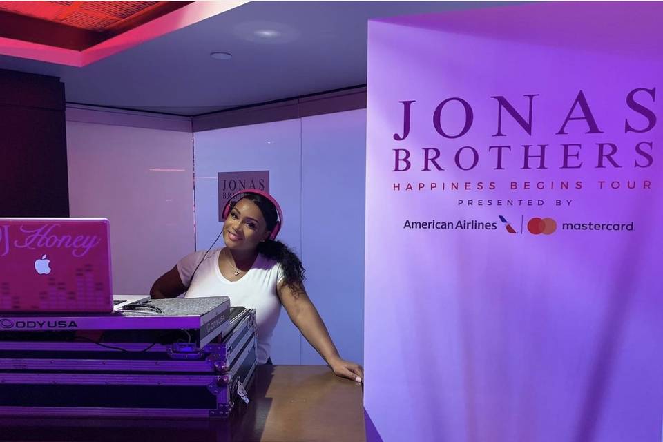 DJ @ Jonas Brothers VIP Room