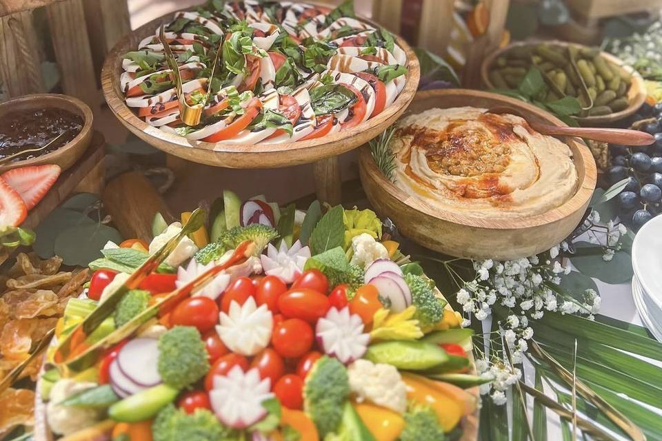 Caprese Salad & Hummus add on