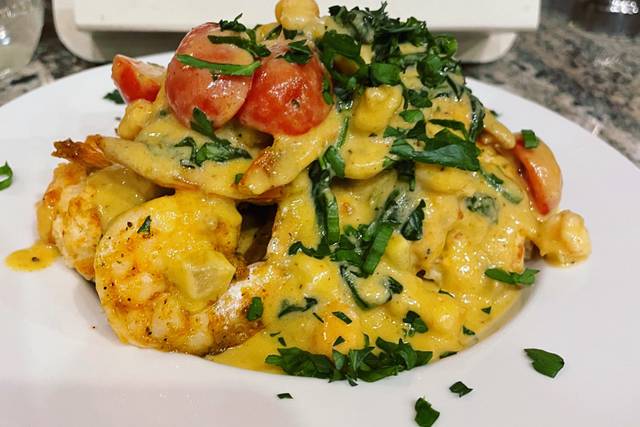 Cheddar biscuit with shrimp