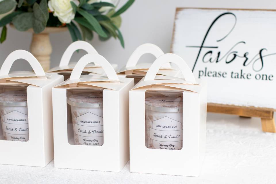 Wedding party favors