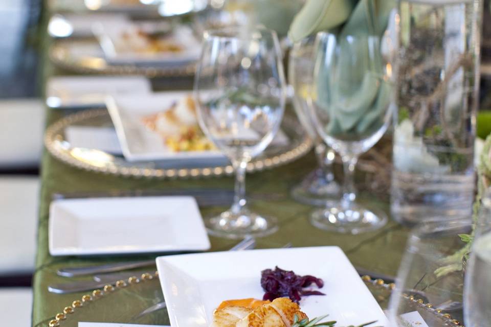 Head table detail