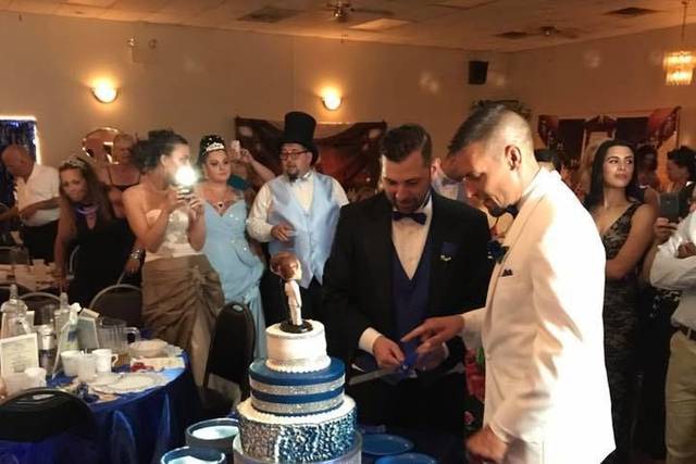 Cake cutting