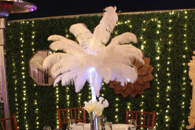 Gatsby style centerpiece