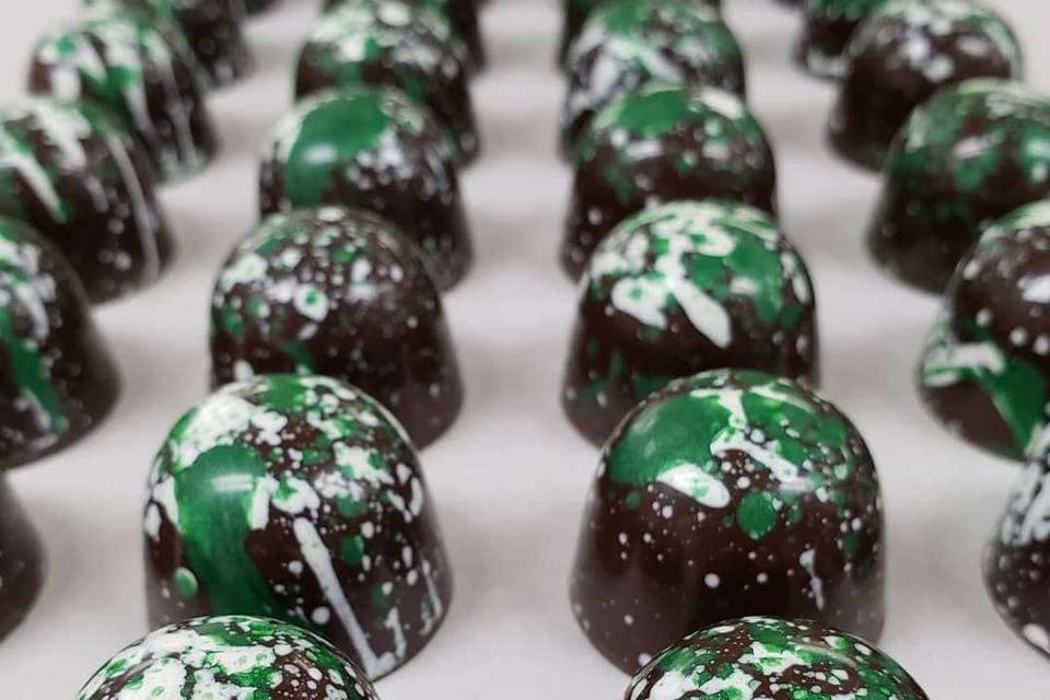 Speckled caramel apple truffles