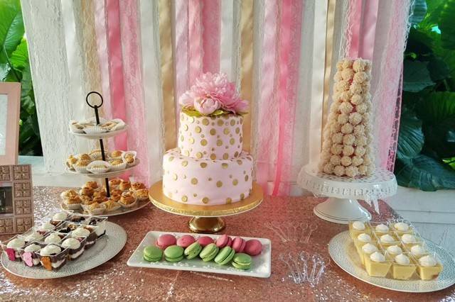 Cakes & Pastries by Rossana