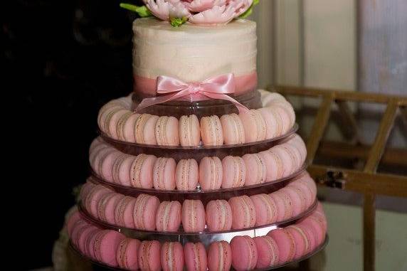 Cakes & Pastries by Rossana