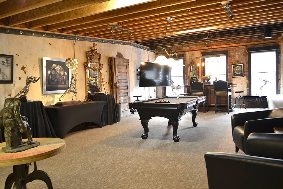 Grooms Suite Gallery 42