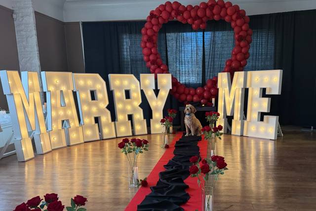 5ft marry me letters