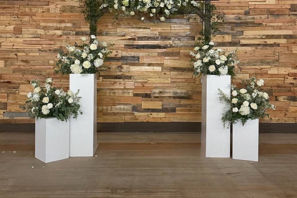 White pillars