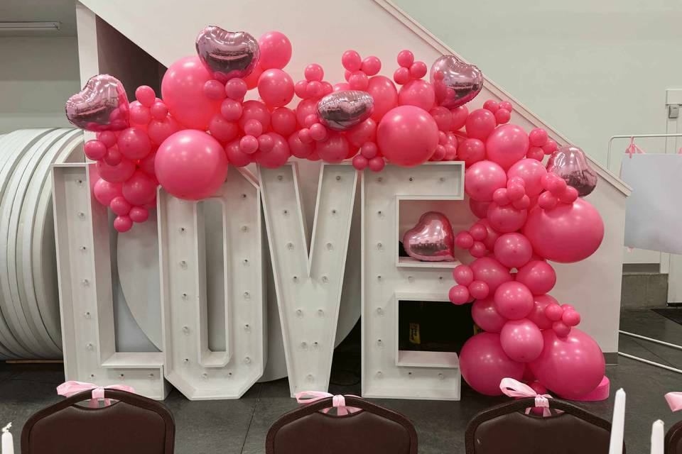 5 ft love letters