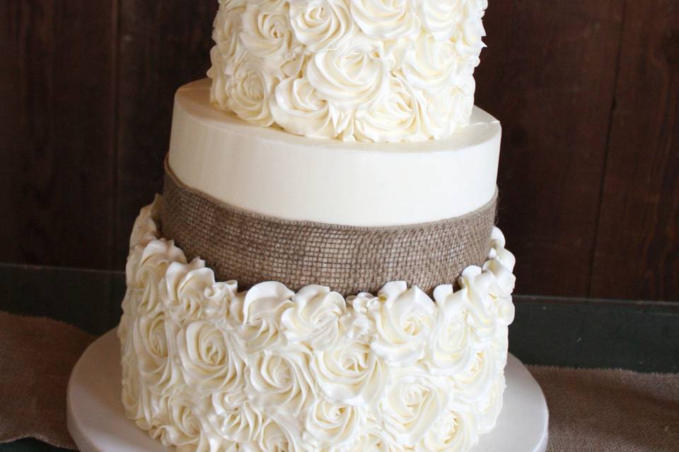 Smooth Buttercream & Rosettes