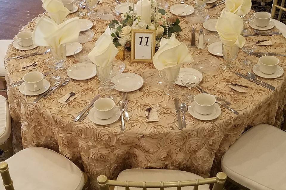 Wedding table setup