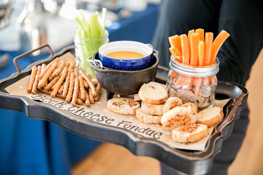 Beer cheese fondue