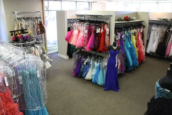 prom dresses des moines