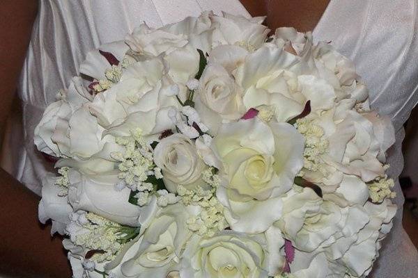 Ivory Rose Bouquet