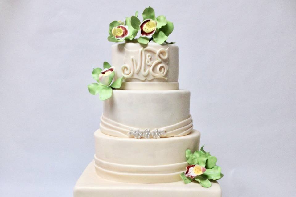 Sugar Petals Custom Cakes