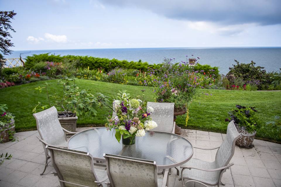 Micro wedding on Lake Erie