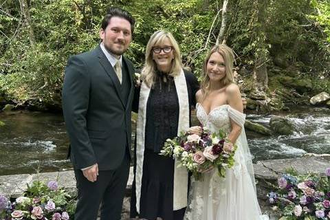 Congratulations to the Matas!