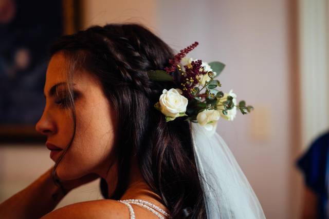 Getting ready - Herring Photography