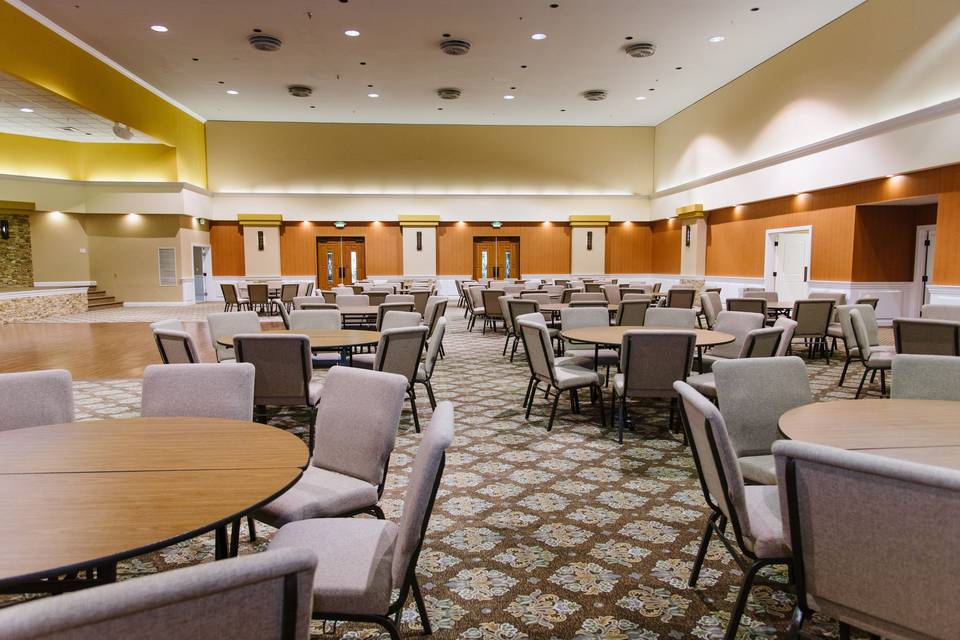 Tables and chairs setting