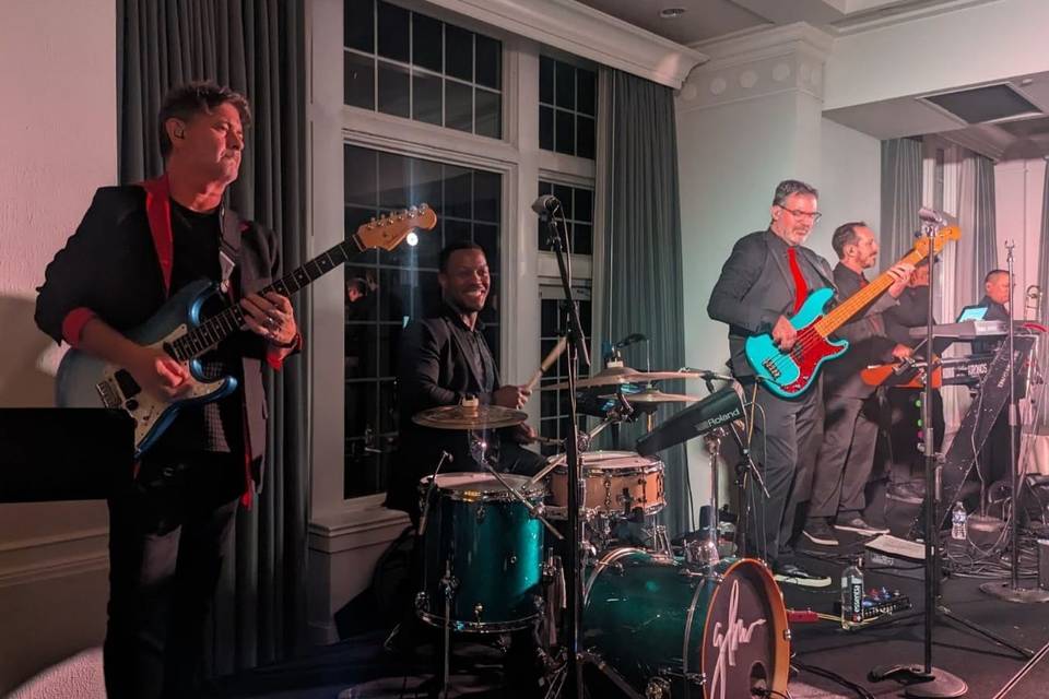 The Finesse Party Band