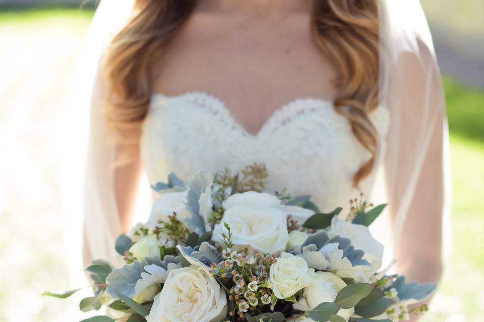 The bride holding her bouquet