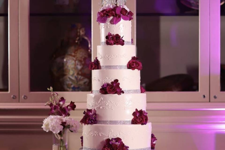 Grande Ballroom Wedding Cake