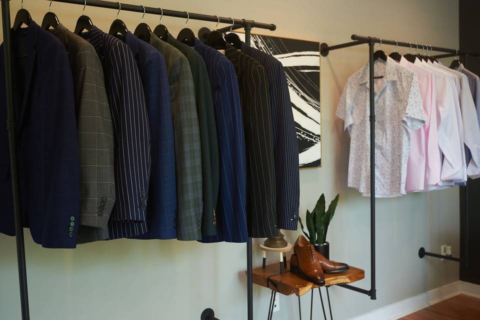 Andre’ Julius Custom Suits & Clothier