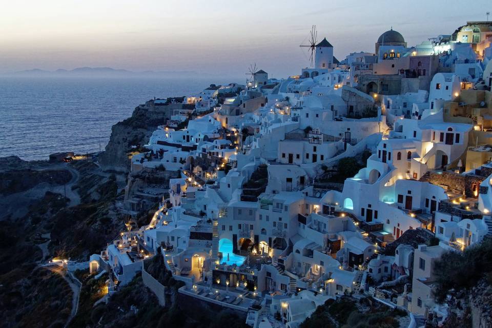 Cherry Travel: Santorini