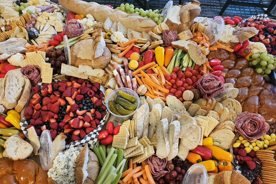 Disposable Charcuterie