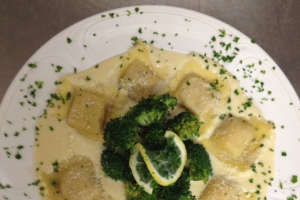 Roasted Butternut Squash Ravioli with Lemon Pepper Broccoli