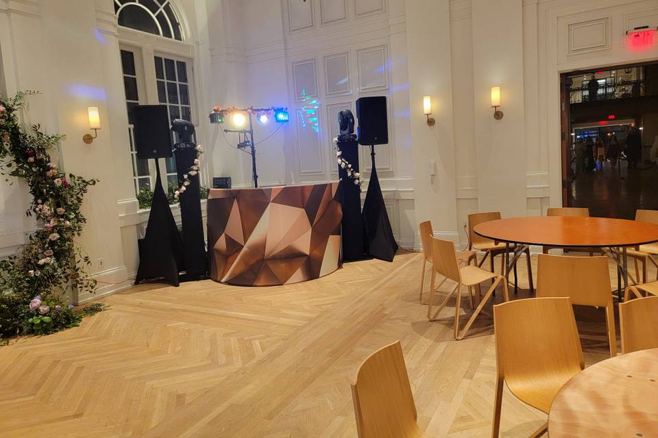 DJ Wedding Package